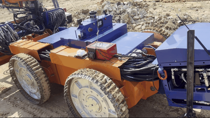 Short animated sequence of the CMTI vehicle during an instrumented outdoor run